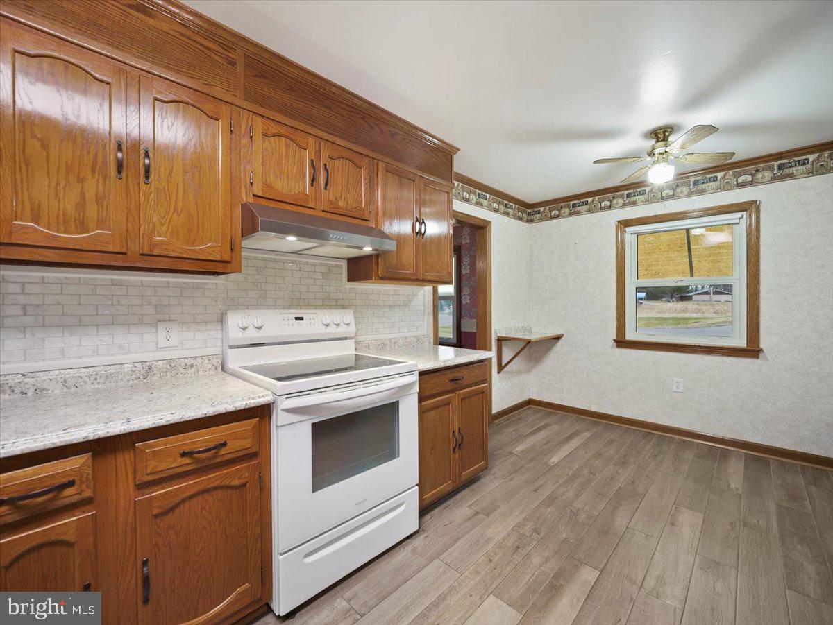 8522 Neck Road Williamsport, MD 21795 - Photo 7 of 52