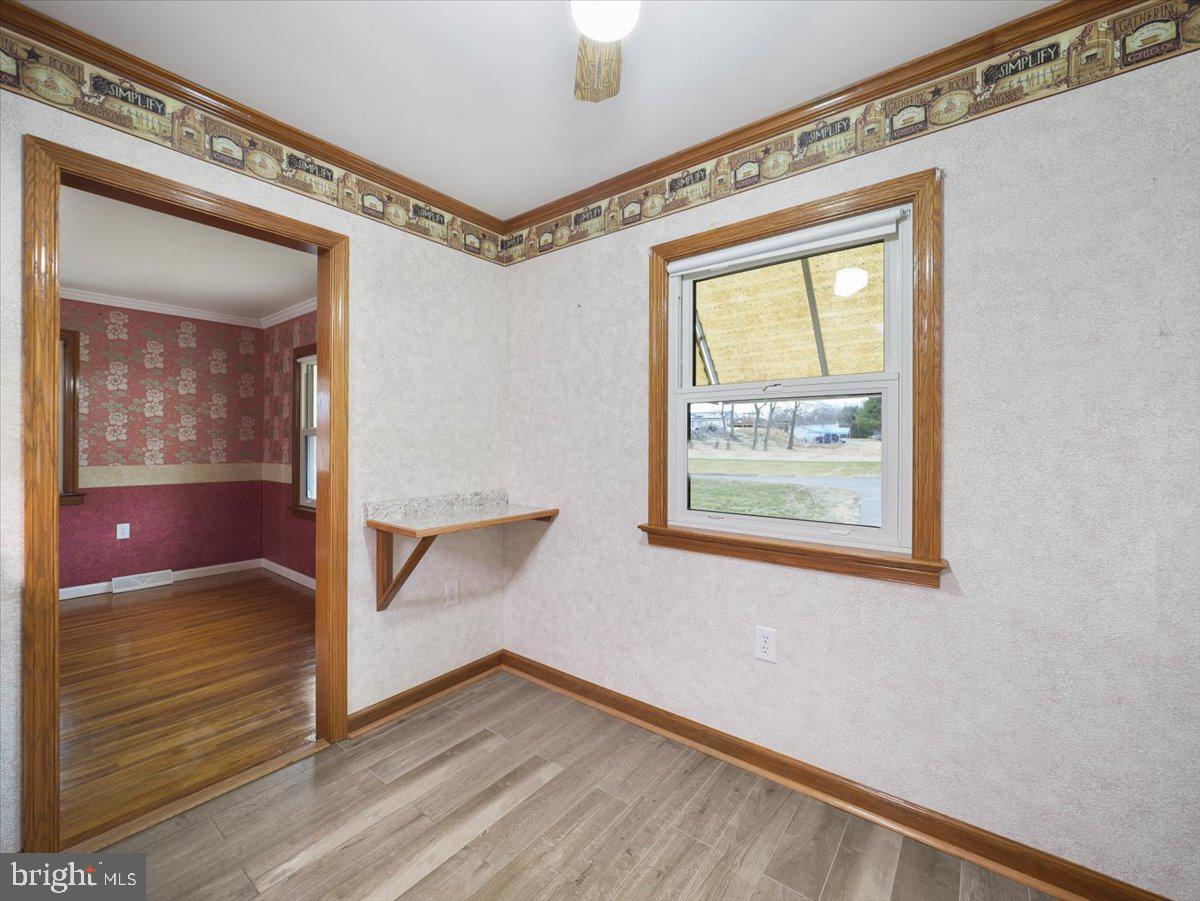 8522 Neck Road Williamsport, MD 21795 - Photo 9 of 52