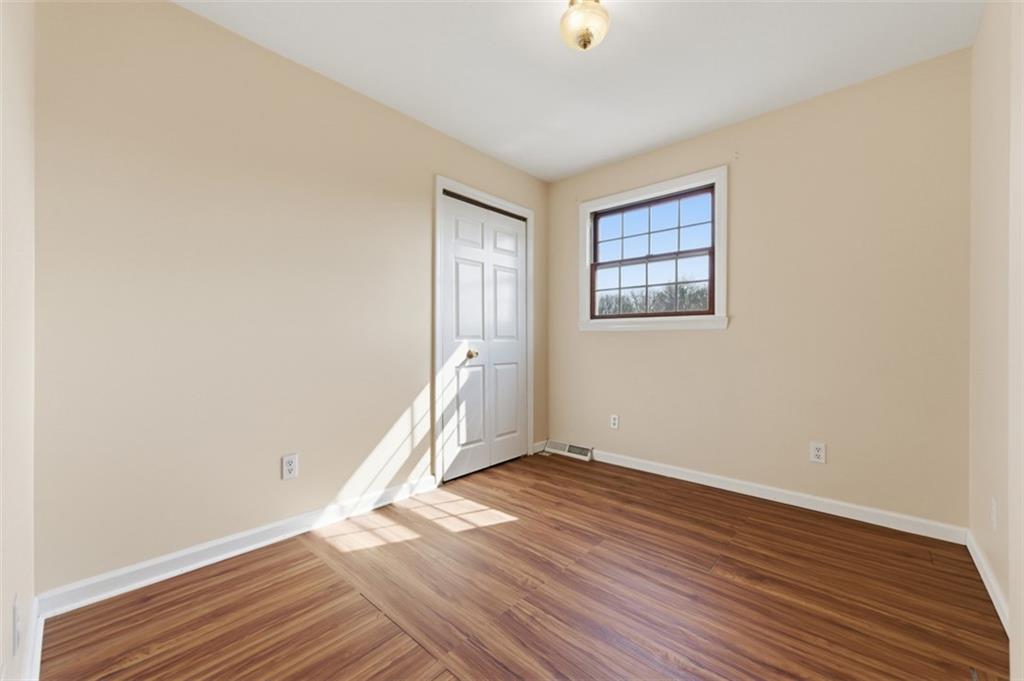 2346 Nicholson Road Sewickley, PA 15143 - Photo 17 of 42