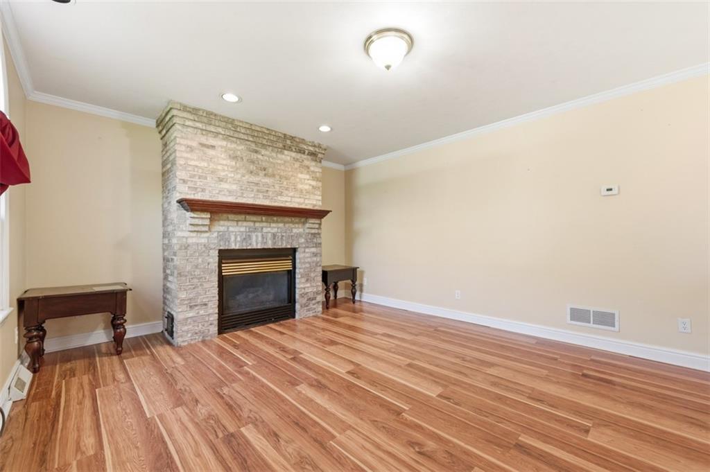 2346 Nicholson Road Sewickley, PA 15143 - Photo 3 of 42