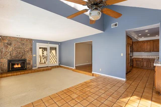 a view of a livingroom with a fireplace