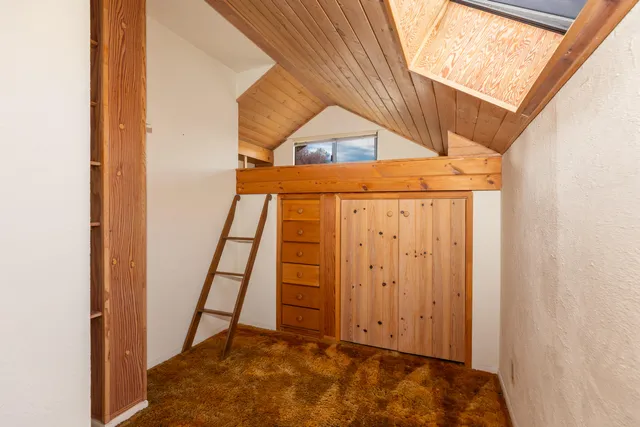 a view of an entryway