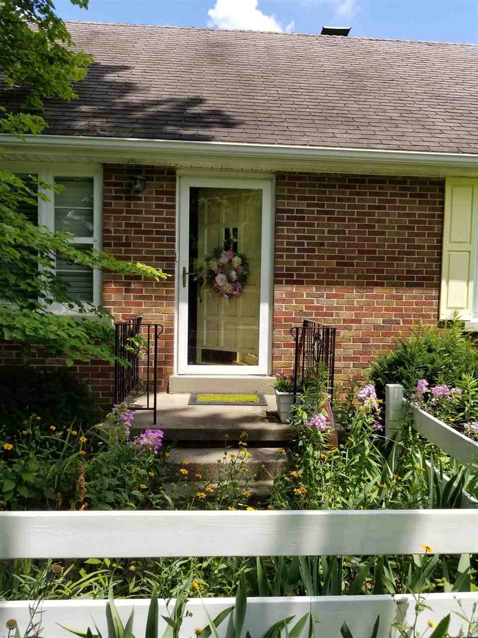 2912 Bergdolt Road Evansville, IN 47711 - Photo 2 of 33 Gallery Image 2