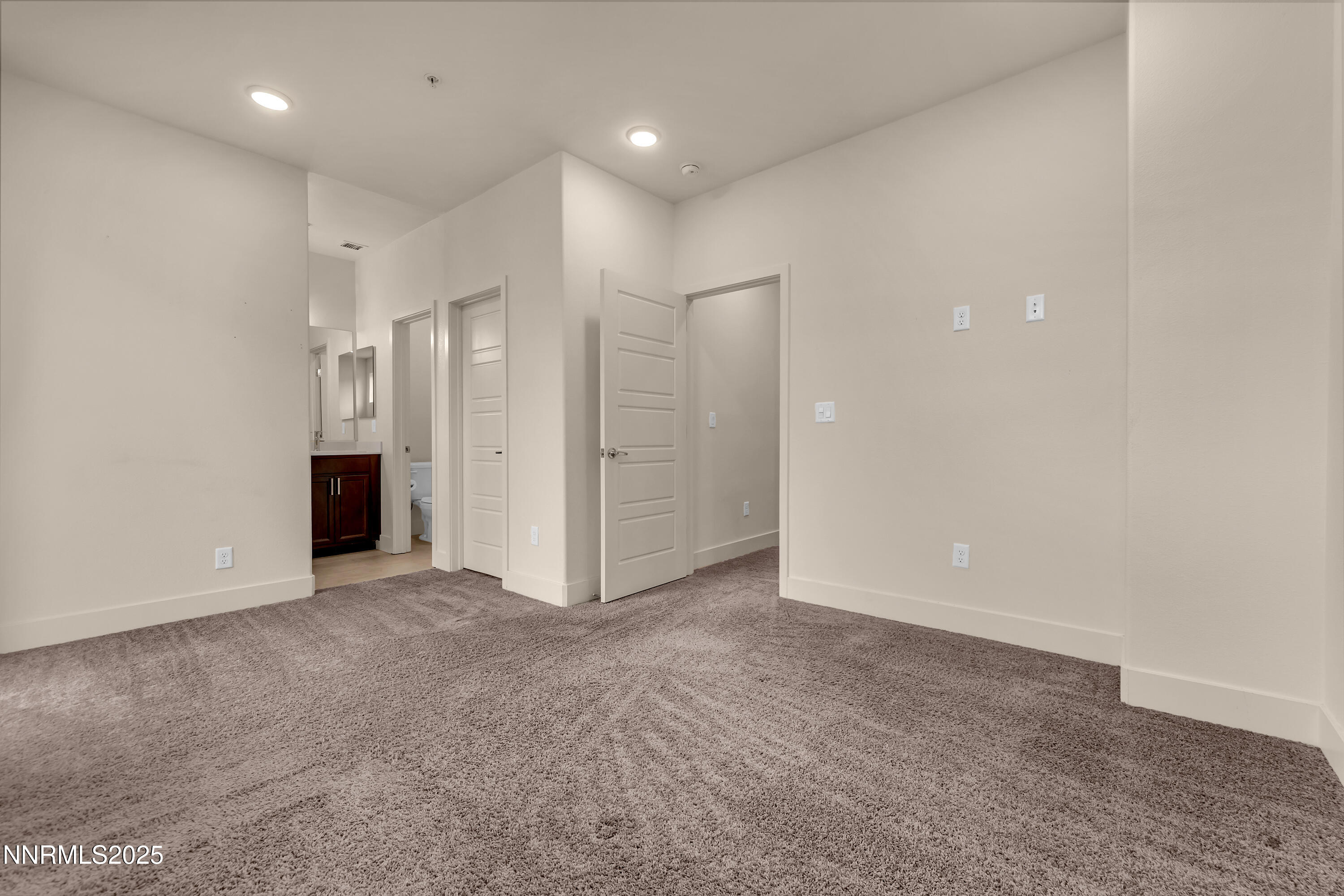 2562 River Hatchling Lane Reno, NV 89503 - Photo 13 of 42 RiverHatching2562-016