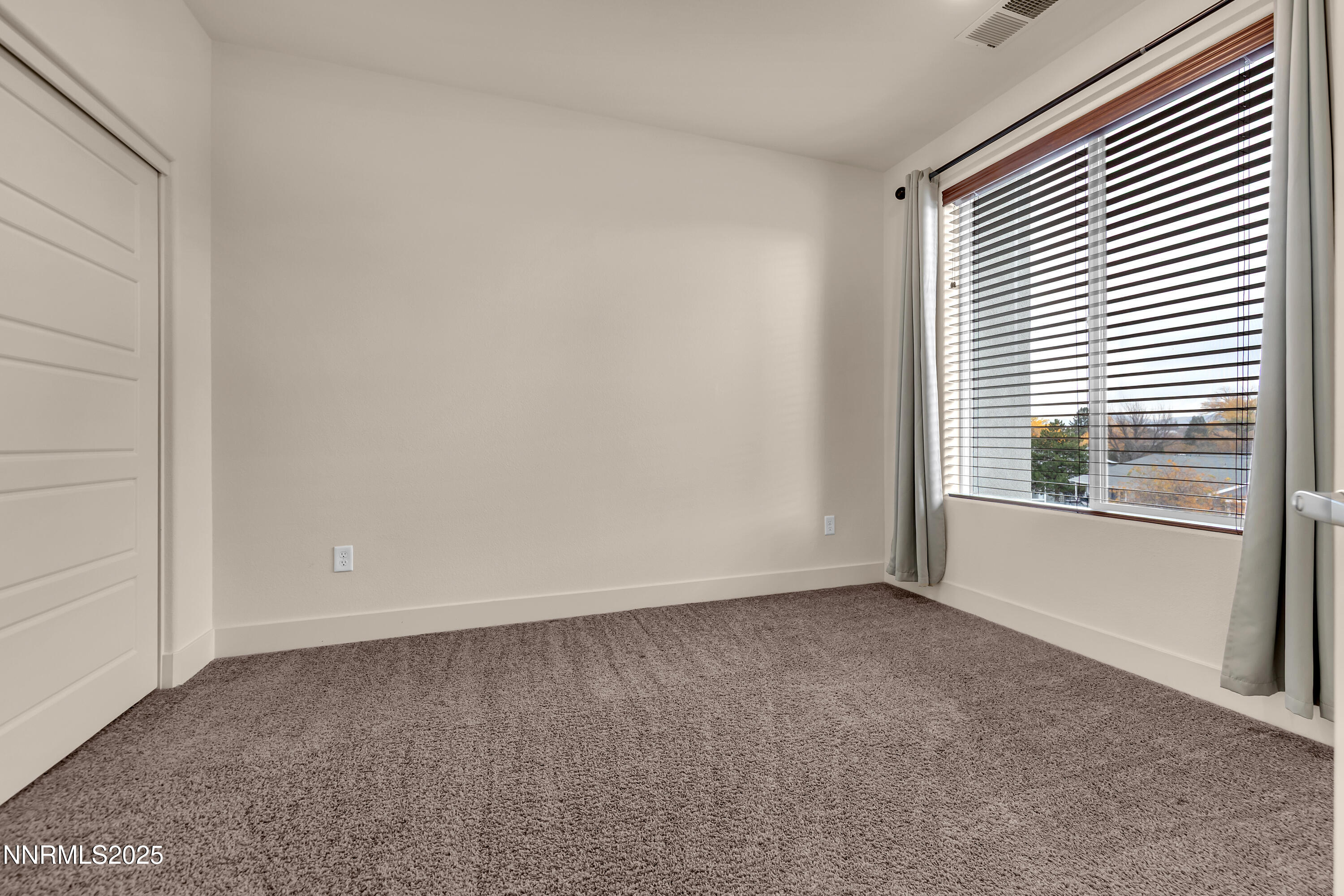 2562 River Hatchling Lane Reno, NV 89503 - Photo 20 of 42 RiverHatching2562-021