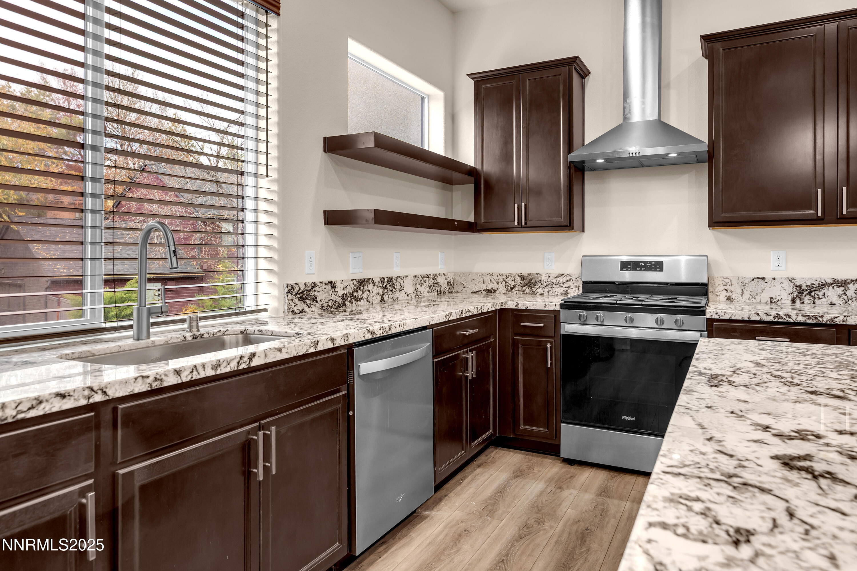 2562 River Hatchling Lane Reno, NV 89503 - Photo 5 of 42 RiverHatching2562-011