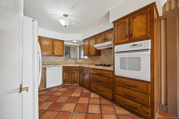 $444,000 | 6725 North Baird Avenue, Fresno, CA 93710
