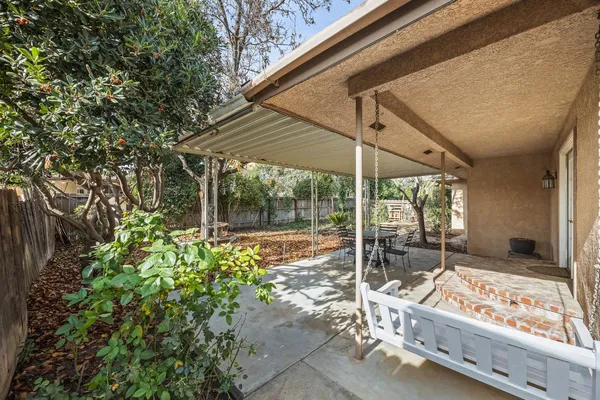 $444,000 | 6725 North Baird Avenue, Fresno, CA 93710