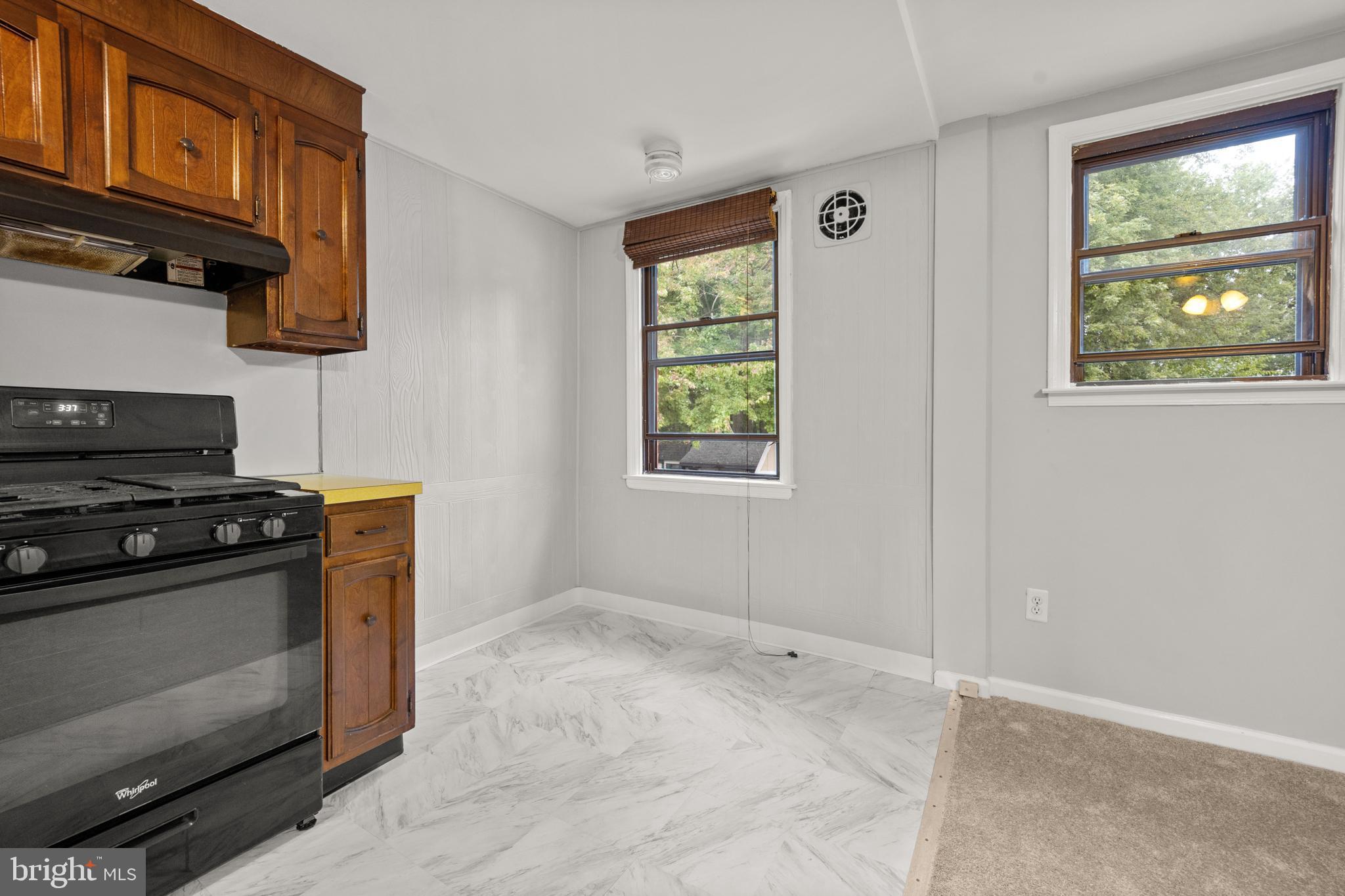 1082 Taylor Drive Folcroft, PA 19032 - Photo 13 of 35