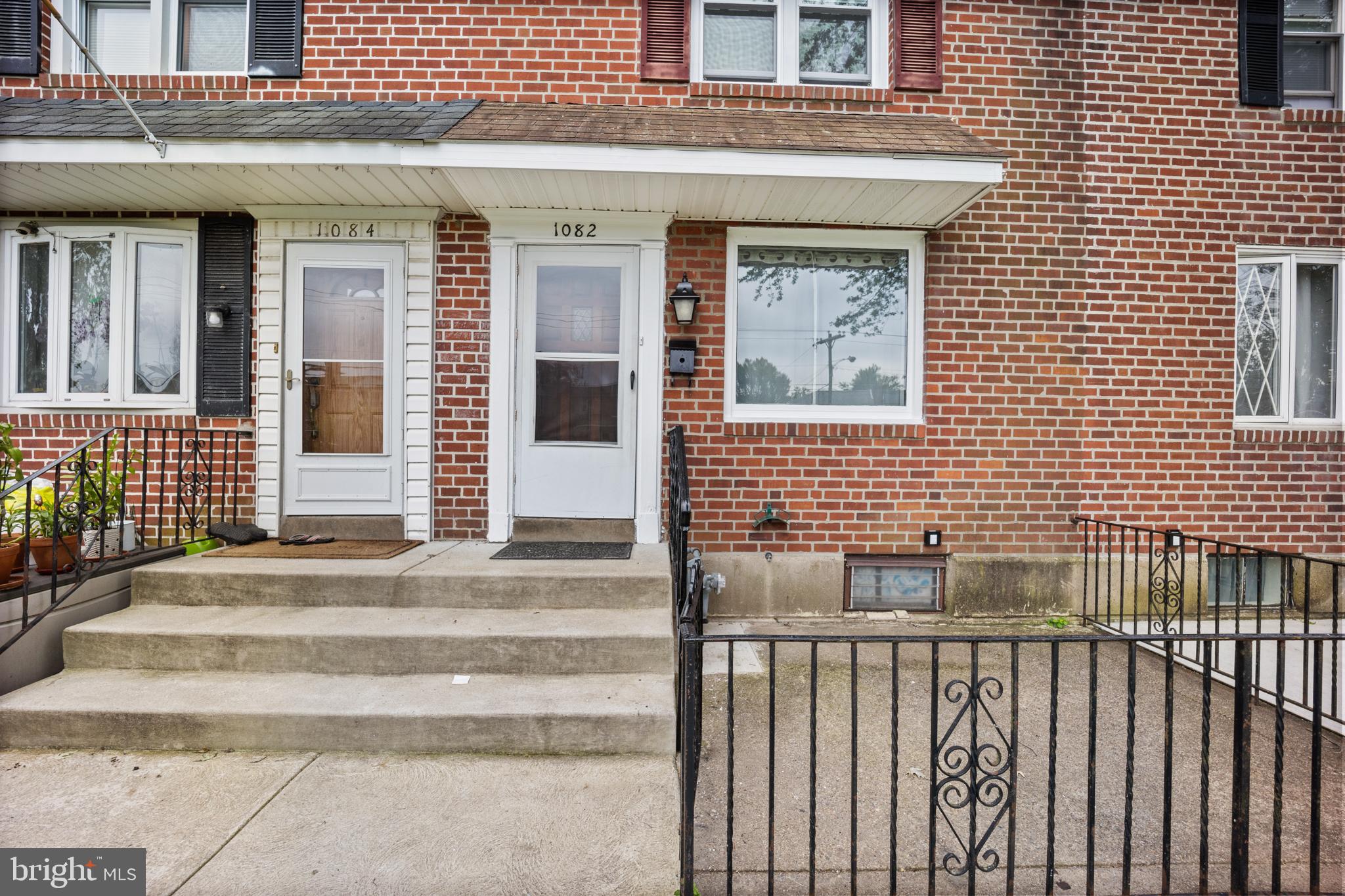 1082 Taylor Drive Folcroft, PA 19032 - Photo 3 of 35