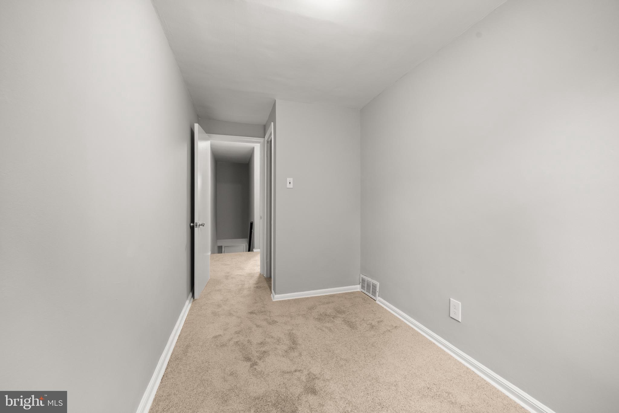 1082 Taylor Drive Folcroft, PA 19032 - Photo 22 of 35