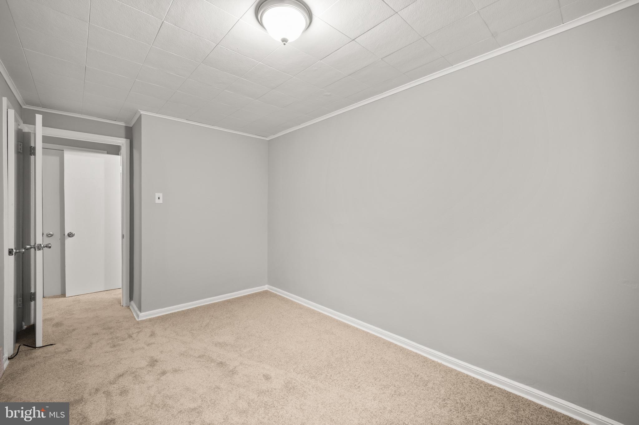 1082 Taylor Drive Folcroft, PA 19032 - Photo 24 of 35