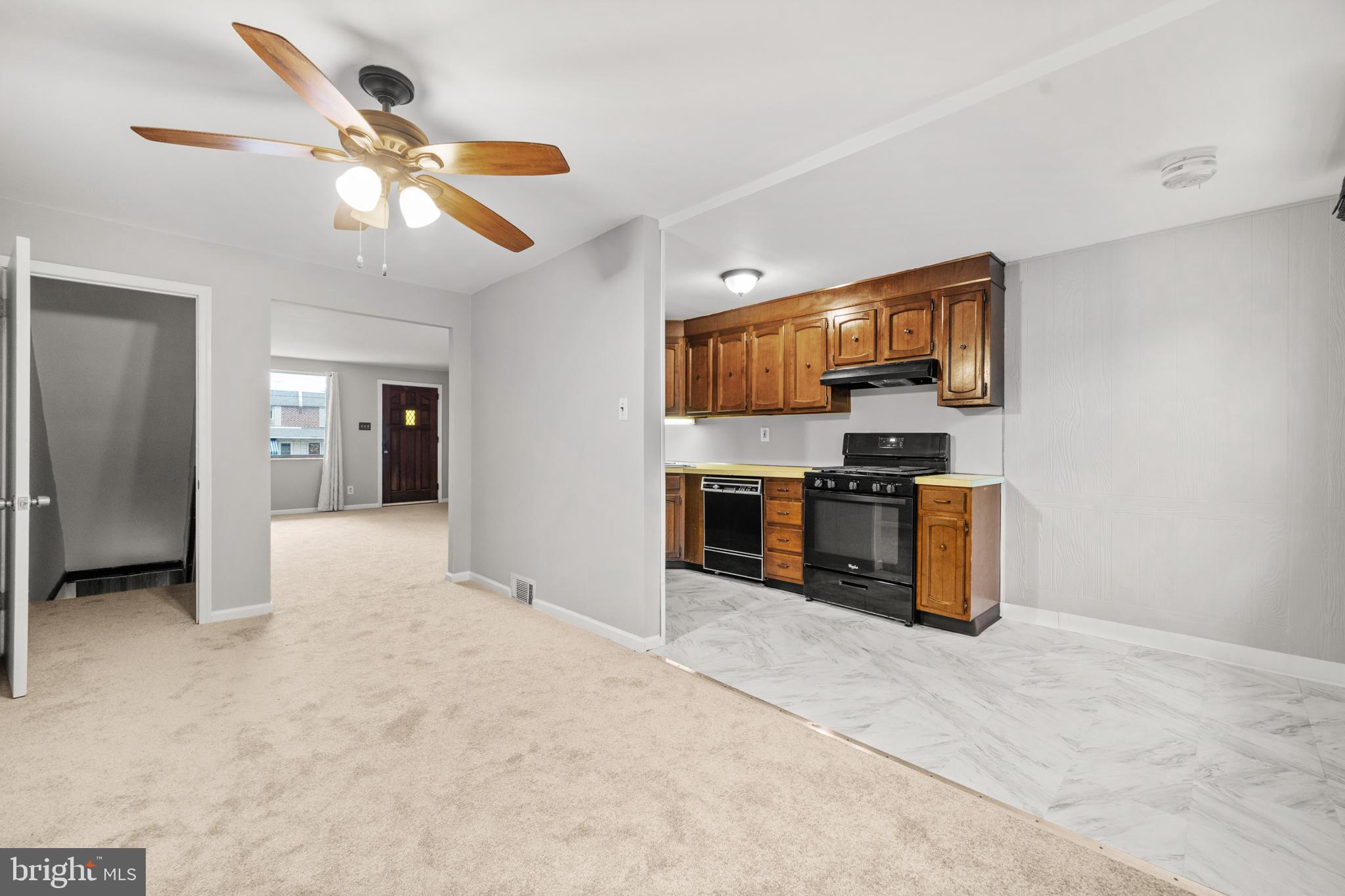 1082 Taylor Drive Folcroft, PA 19032 - Photo 10 of 35