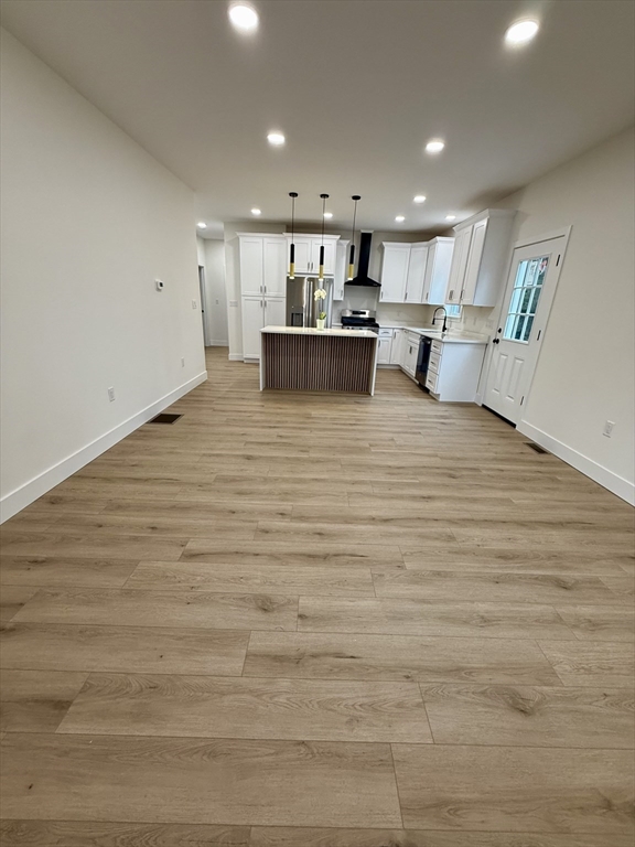 23 Perry Avenue Nashua, NH 03060 - Photo 8 of 38 Gallery Image 8