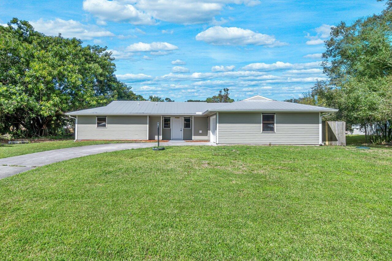 7106 Pensacola Road Fort Pierce, FL 34951 - Photo 2 of 34 002-7106PensacolaRoad-FortPierce-FL-3495