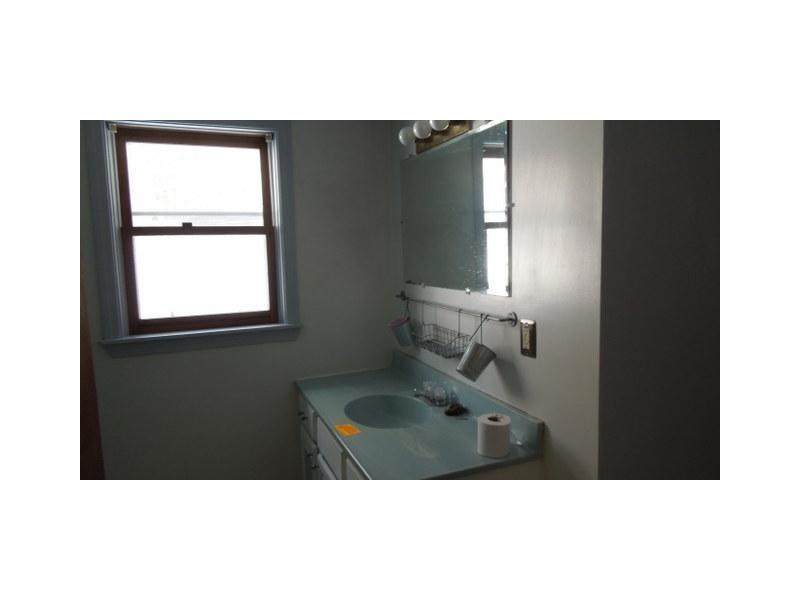 206 Beaver Hill Road Sanford, ME 04083 - Photo 8 of 11 Bathroom.