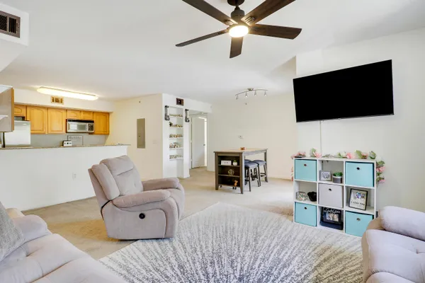 $169,000 | 261 Southwest Palm Drive, Unit 205, Port St. Lucie, FL 34986