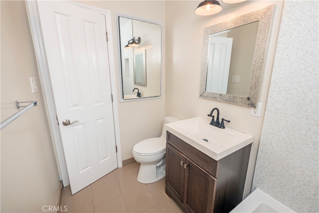 1802 Rindge Lane Redondo Beach, CA 90278 - Photo 30 of 62 Gallery Image 30