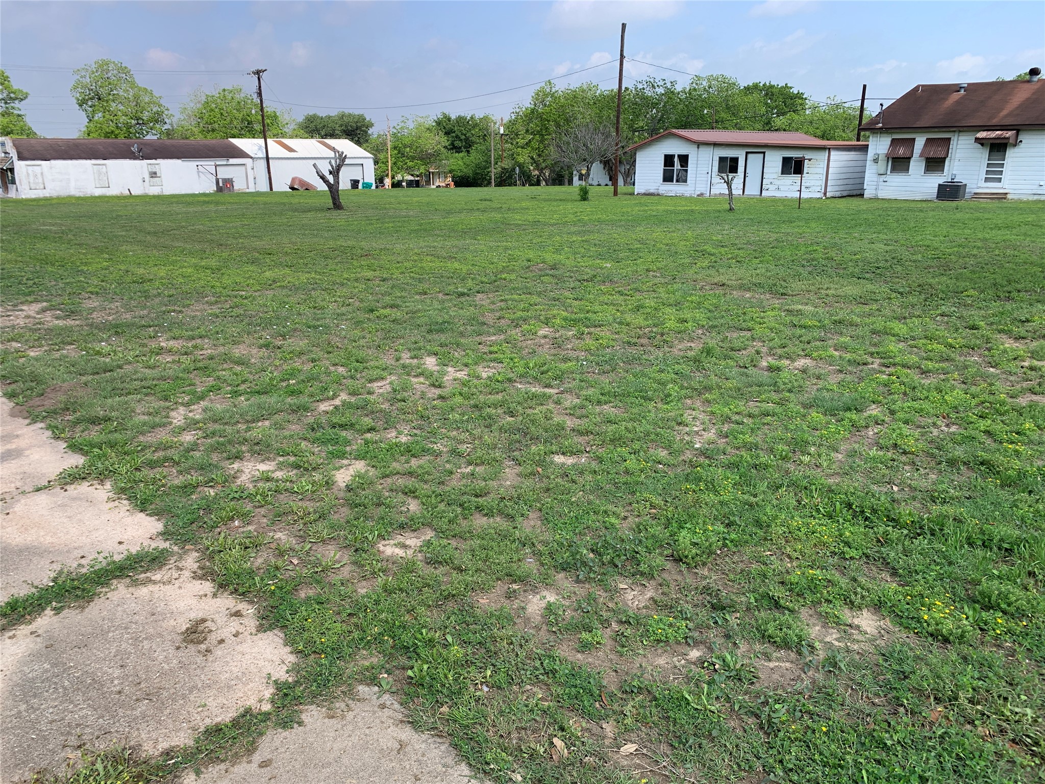 908 Paulus Street Schulenburg, TX 78956 - Photo 5 of 5 a view of a house with a yard
