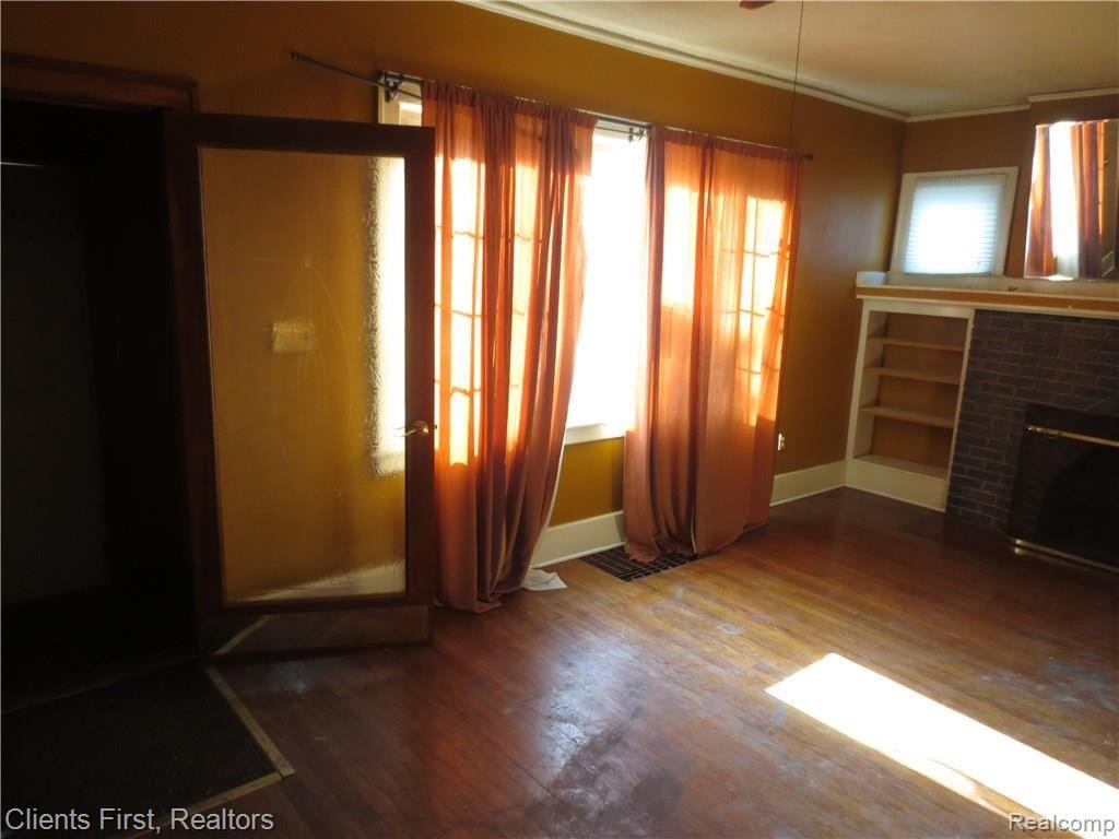 16184 Inverness Street Detroit, MI 48221 - Photo 7 of 15 IMG_2772.JPG
