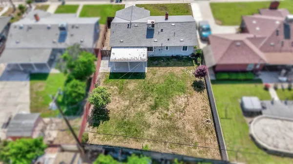 $320,000 | 4033 East Brentwood Avenue, Fresno, CA 93703