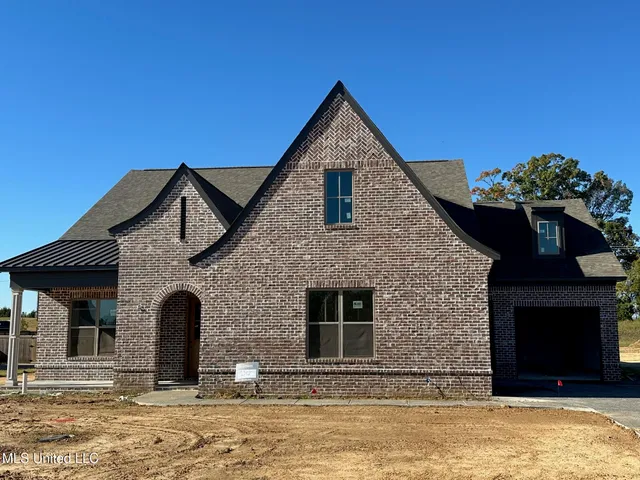 $697,000 | 395 Ryecroft Drive, Hernando, MS 38632