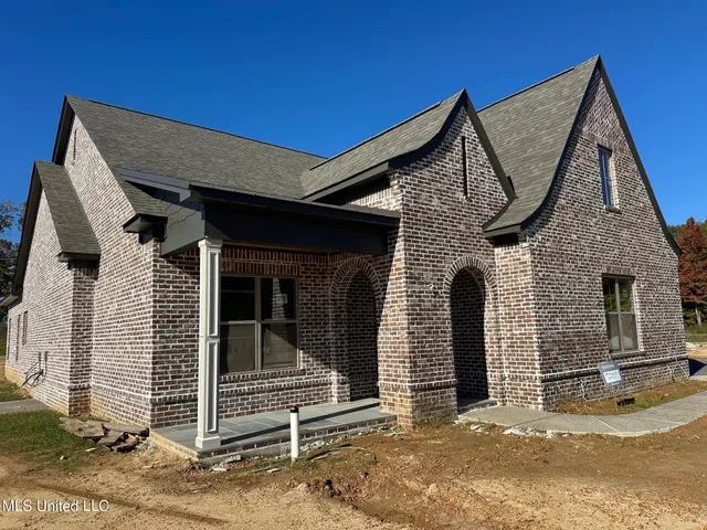 $697,000 | 395 Ryecroft Drive, Hernando, MS 38632