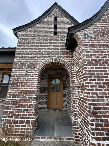 $697,000 | 395 Ryecroft Drive, Hernando, MS 38632