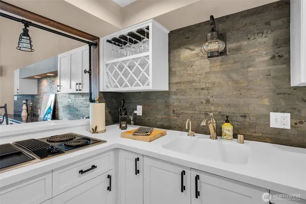 $1,399,000 | 7019 47th Avenue Southwest, Unit 18, Seattle, WA 98136