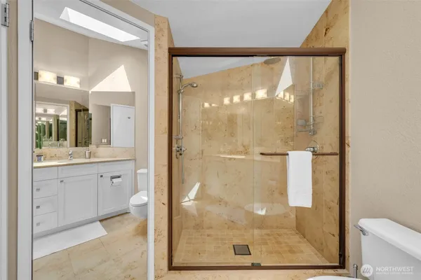 $1,399,000 | 7019 47th Avenue Southwest, Unit 18, Seattle, WA 98136