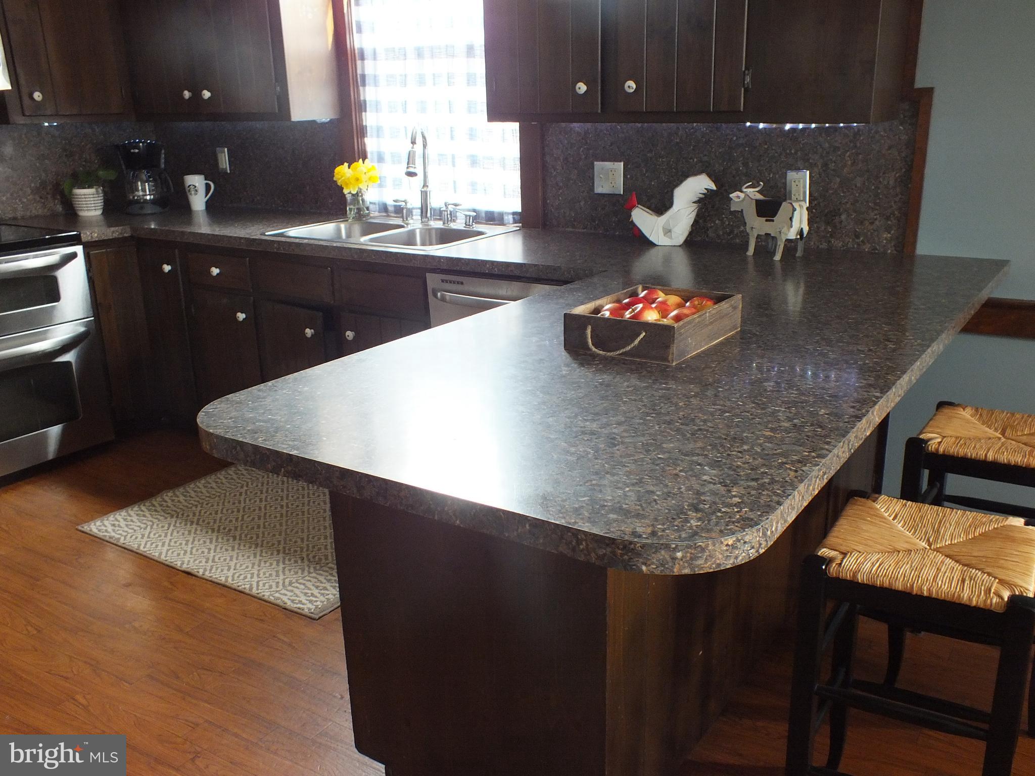 137 Church Road Lititz, PA 17543 - Photo 15 of 59 Kitchen