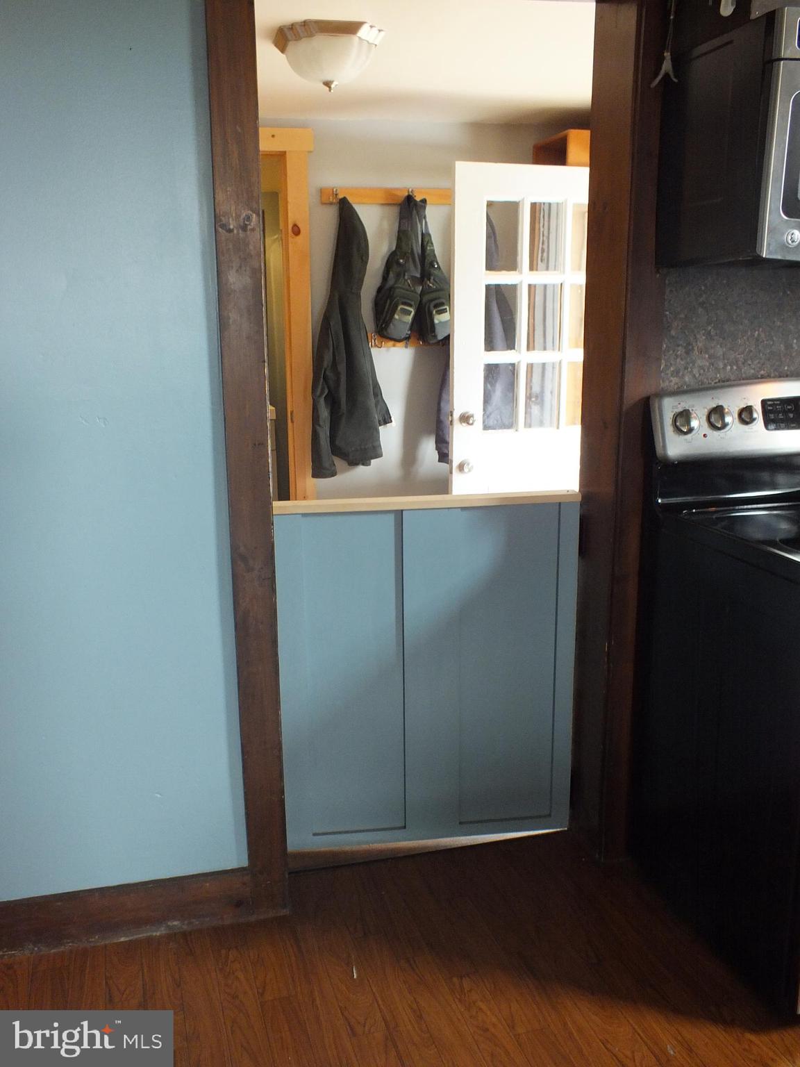 137 Church Road Lititz, PA 17543 - Photo 24 of 59 Entry to Mudroom/Laundry
