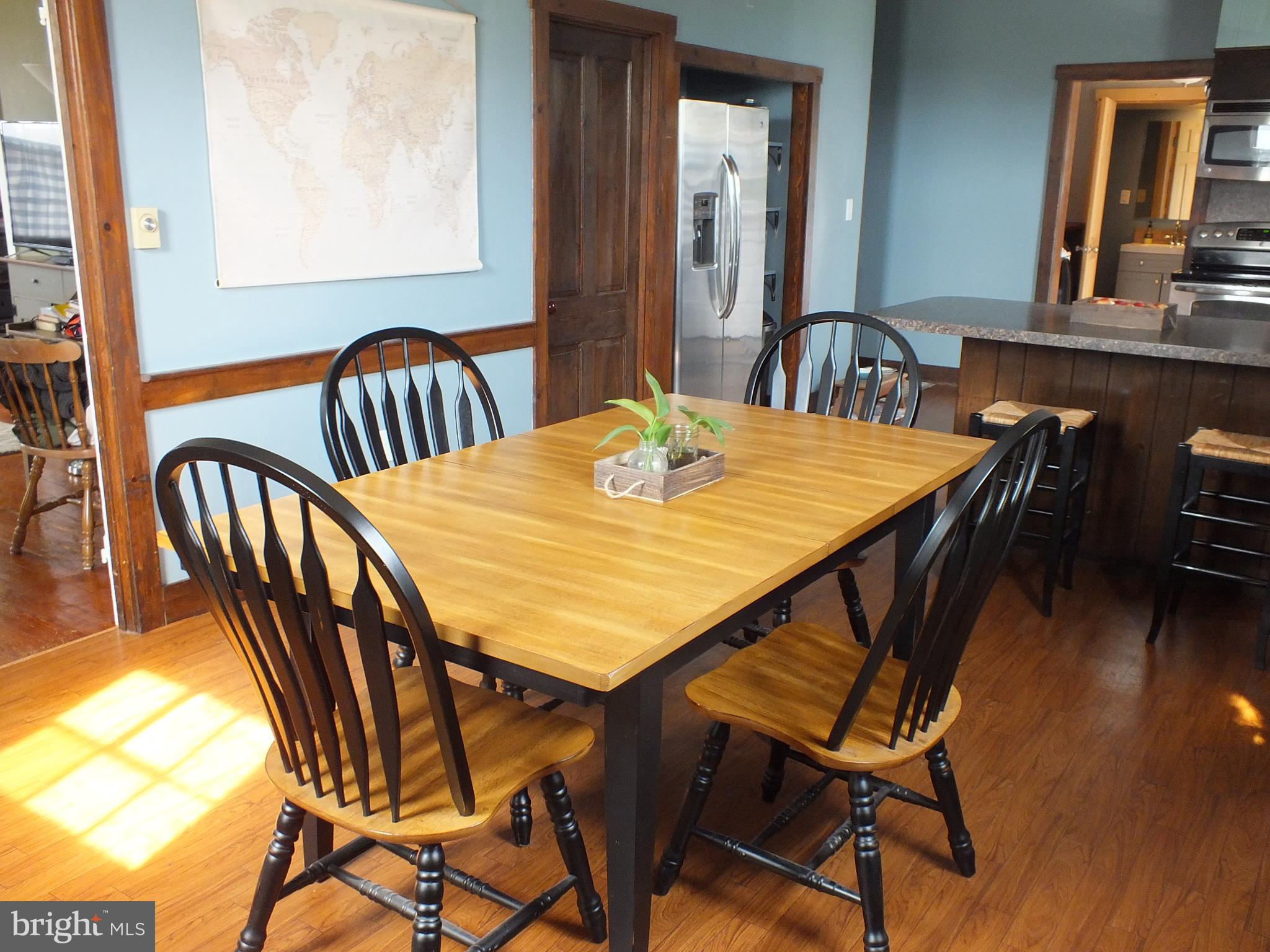 137 Church Road Lititz, PA 17543 - Photo 10 of 59 Dining Area