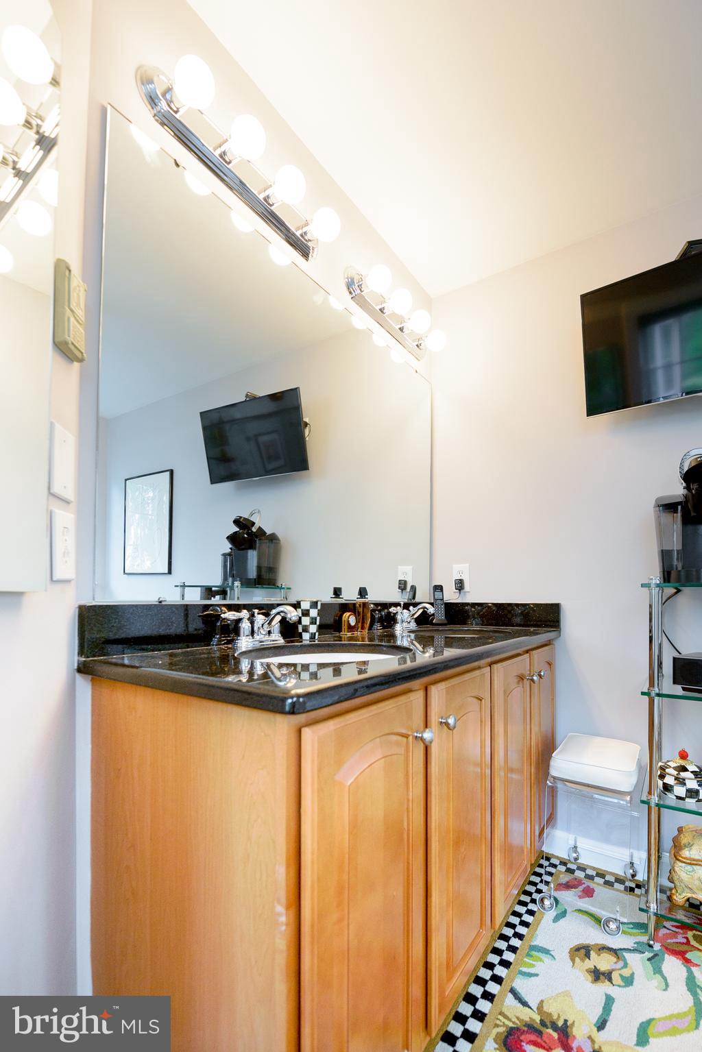 12 River Lane Delanco, NJ 08075 - Photo 48 of 57 Gallery Image 48