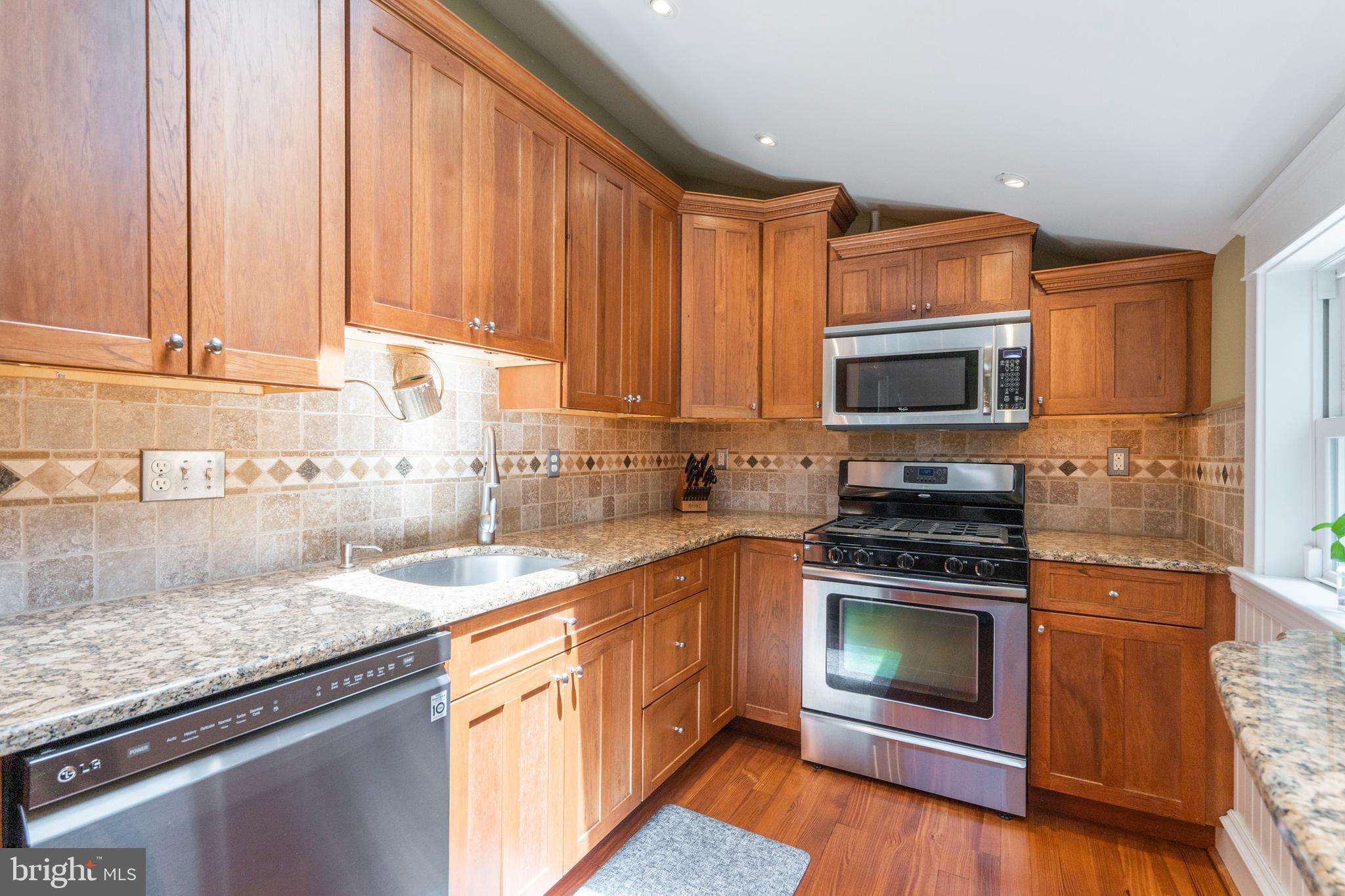 650 Upper Weadley Road Wayne, PA 19087 - Photo 14 of 40