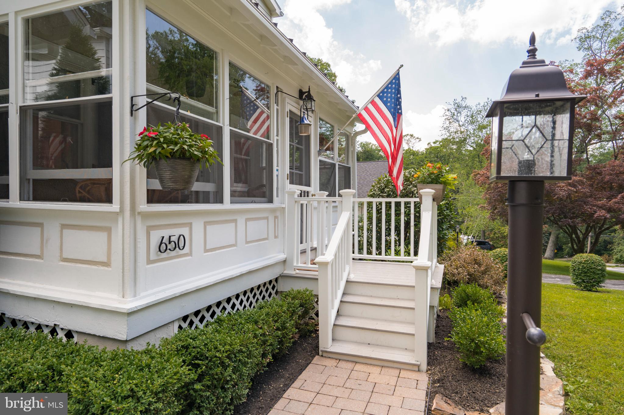 650 Upper Weadley Road Wayne, PA 19087 - Photo 4 of 40