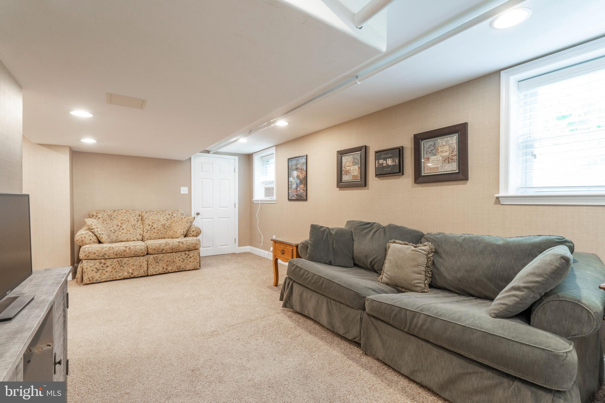 650 Upper Weadley Road Wayne, PA 19087 - Photo 33 of 40