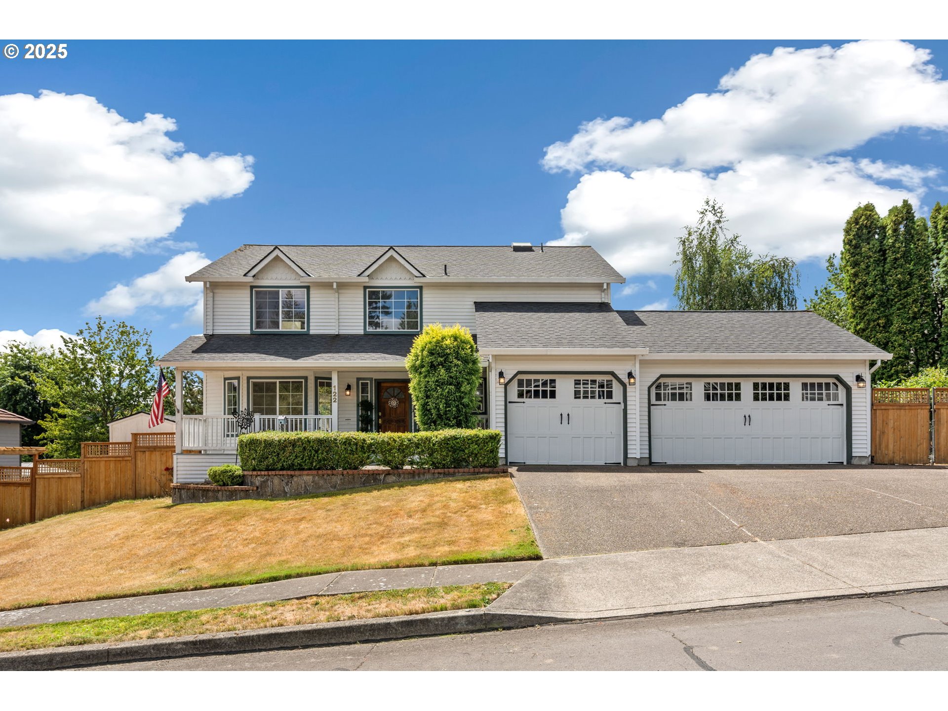 122 Southwest Gabbert Road Gresham, OR 97080 - Photo 1 of 36