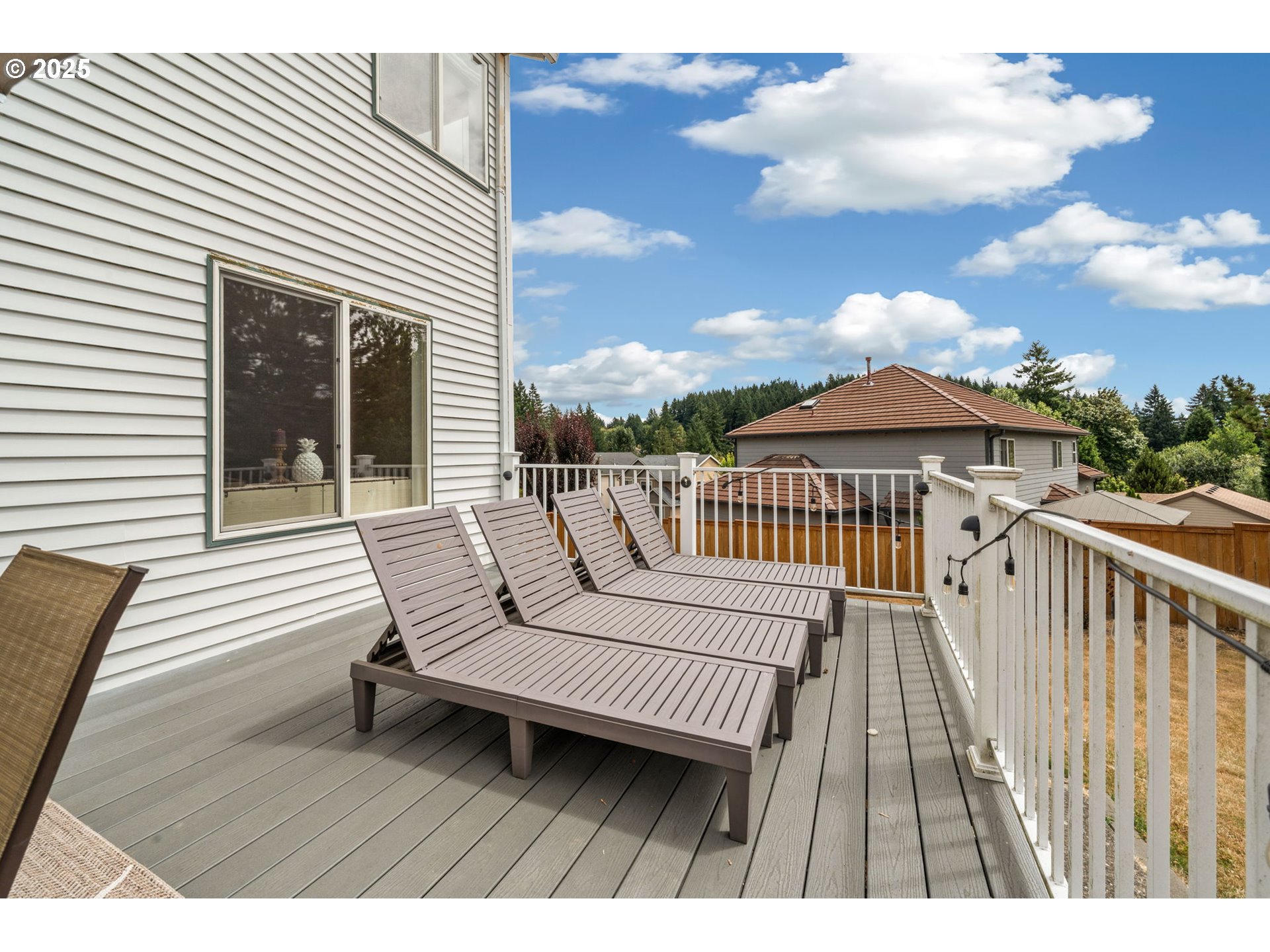 122 Southwest Gabbert Road Gresham, OR 97080 - Photo 28 of 36