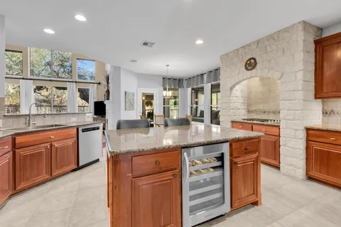 $949,000 | 11104 Maelin Drive, Austin, TX 78739