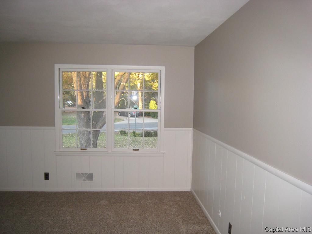 1500 Cherry Road Springfield, IL 62704 - Photo 11 of 15