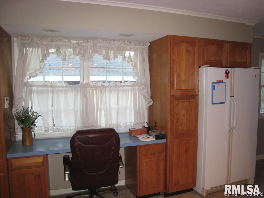 1500 Cherry Road Springfield, IL 62704 - Photo 3 of 15