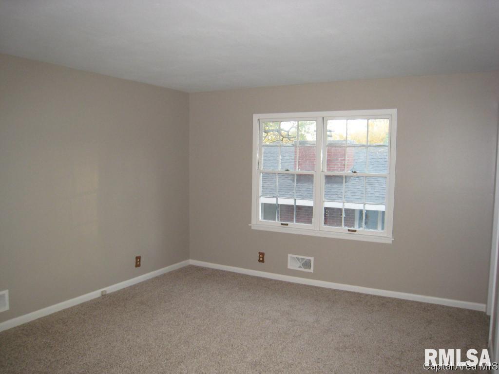 1500 Cherry Road Springfield, IL 62704 - Photo 9 of 15