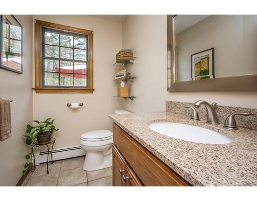 244 Charnock Hill Road Rutland, MA 01543 - Photo 11 of 30