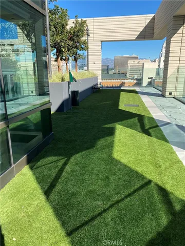 $2,250 | 400 South Broadway, Los Angeles, CA 90013