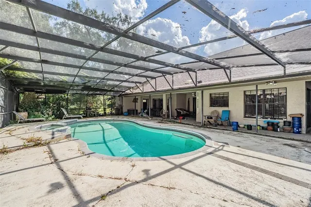 $750,000 | 2703 Pemberton Creek Drive, Seffner, FL 33584