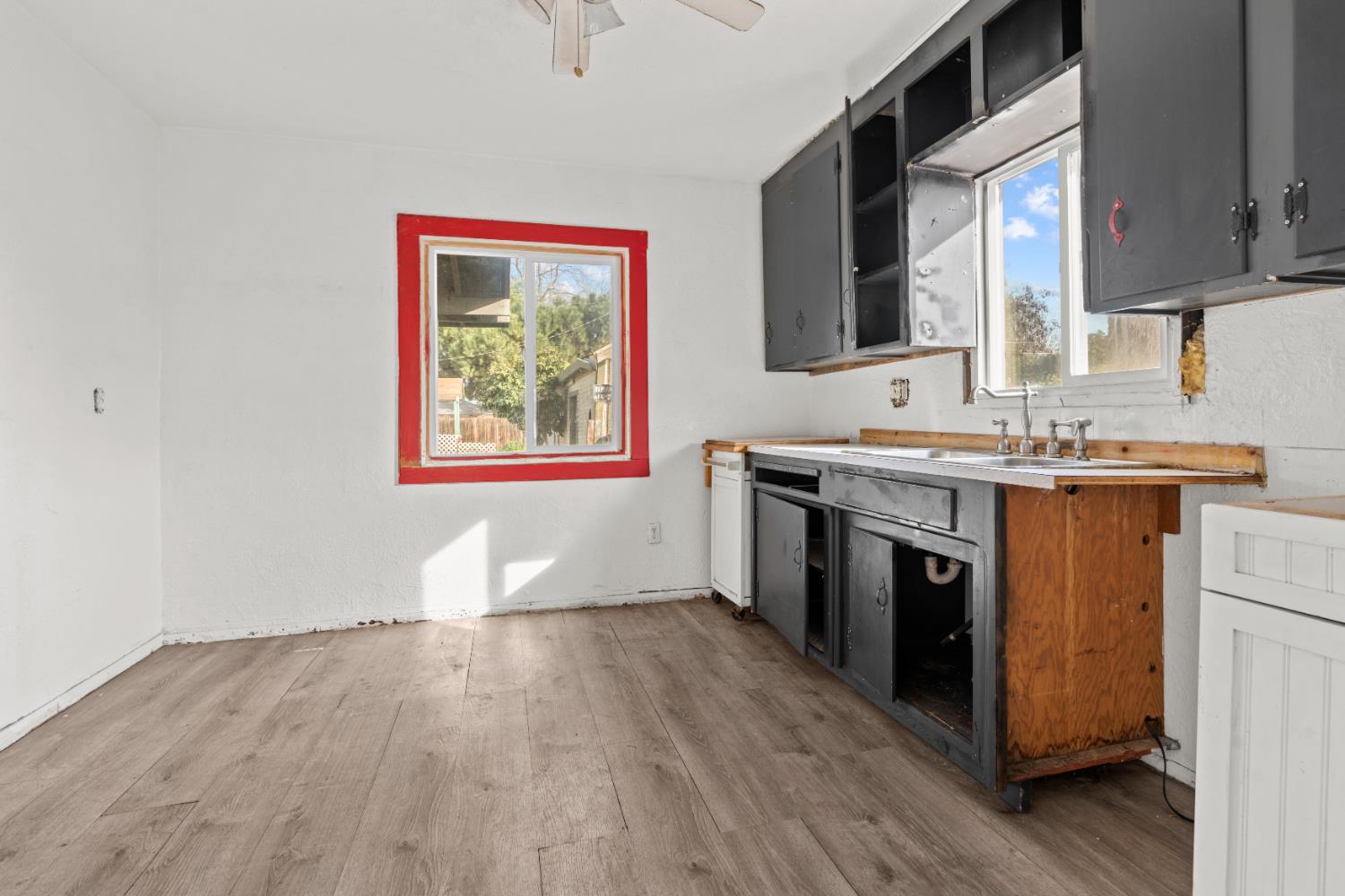 1438 Normandy Drive Modesto, CA 95351 - Photo 8 of 21