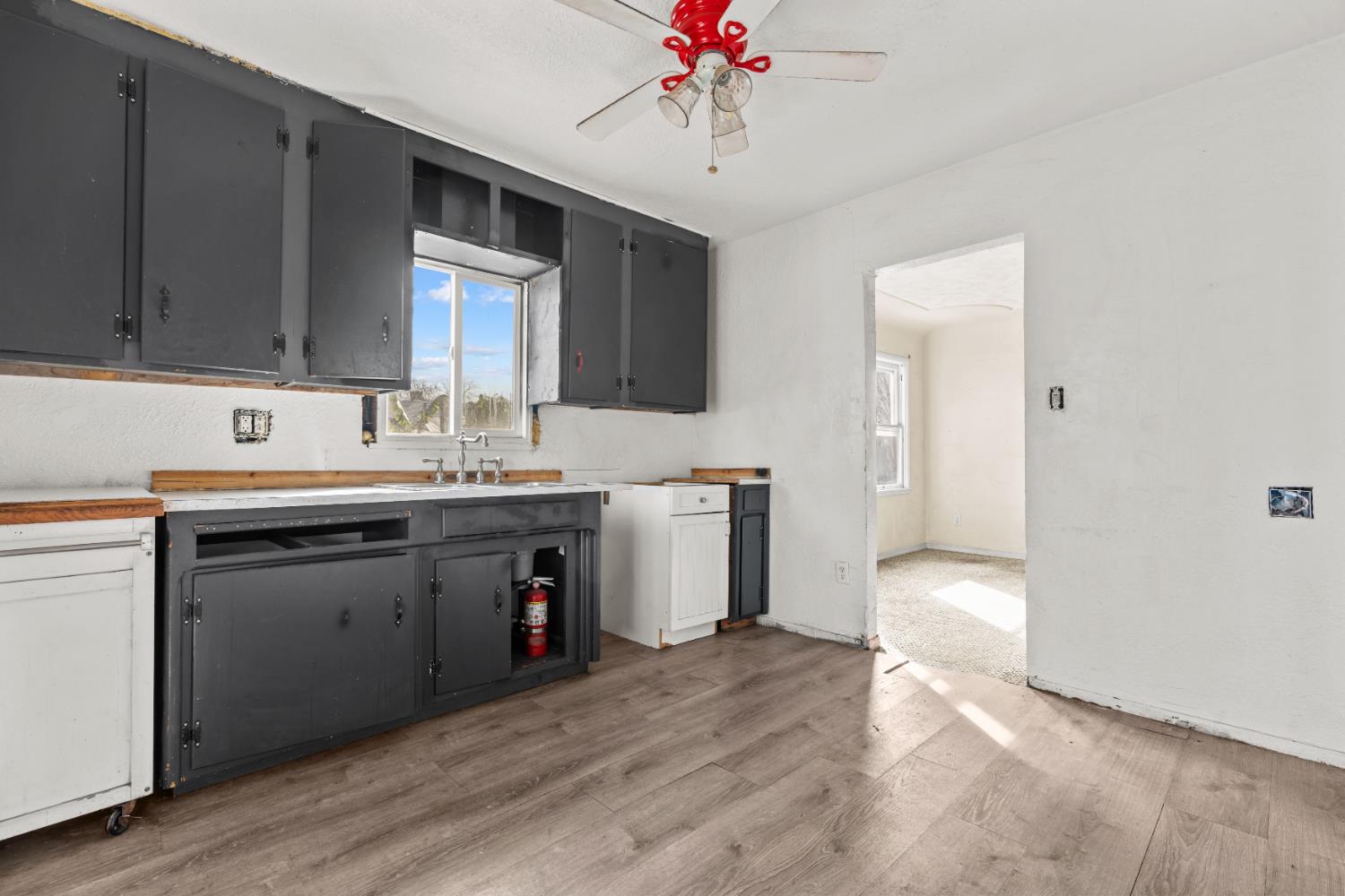 1438 Normandy Drive Modesto, CA 95351 - Photo 9 of 21