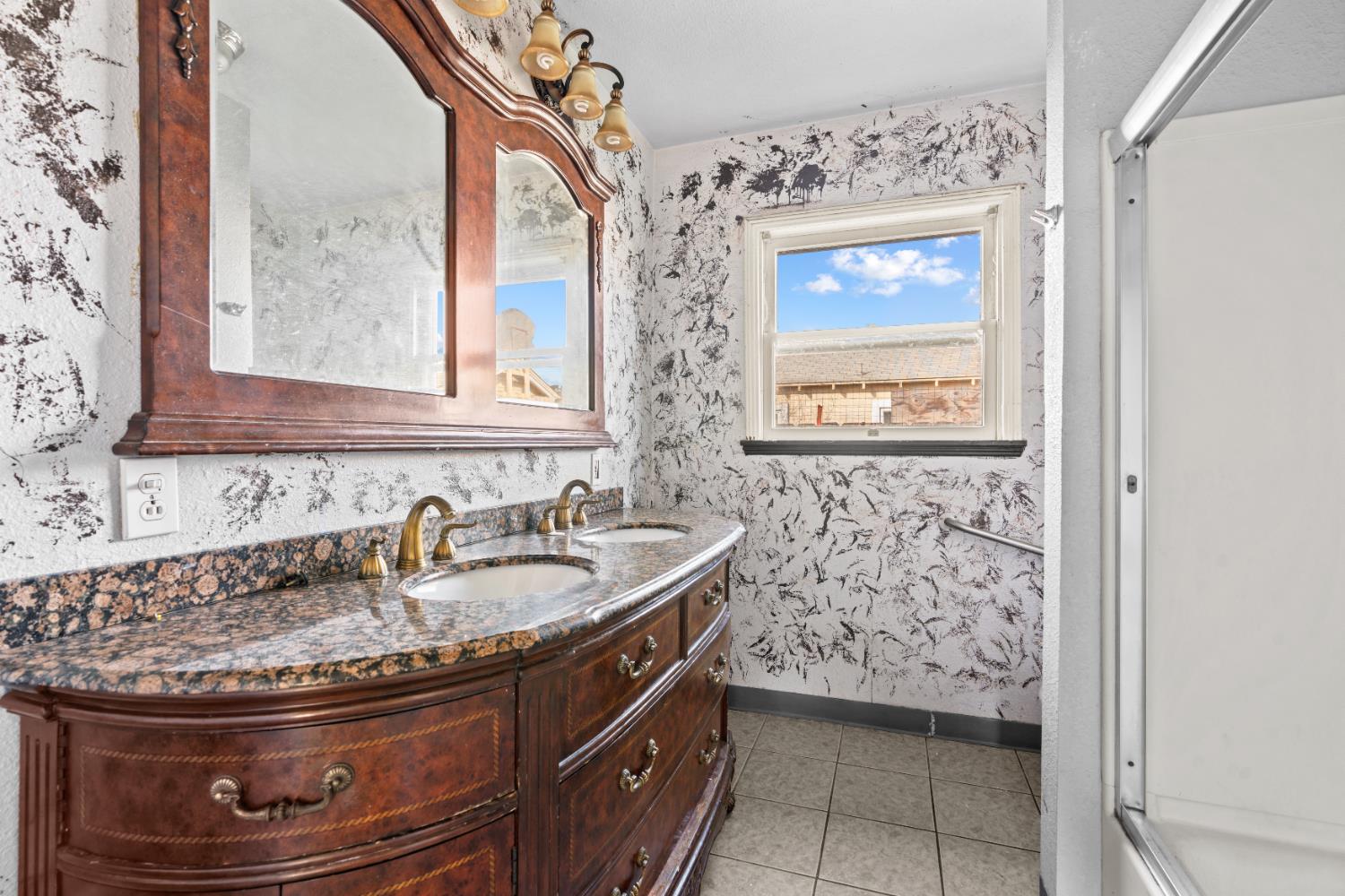 1438 Normandy Drive Modesto, CA 95351 - Photo 10 of 21