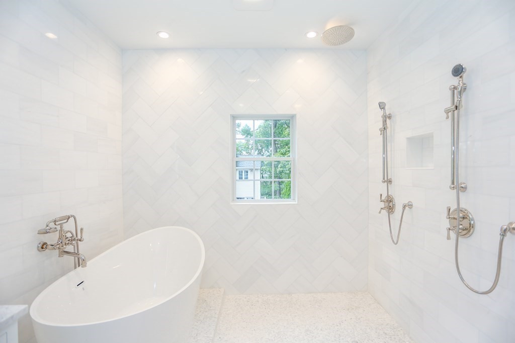 14 Strathmore Road Wellesley, MA 02482 - Photo 8 of 36